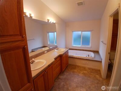 5702 90th Street Ct E #173, Puyallup, WA 98371 - Photo 9