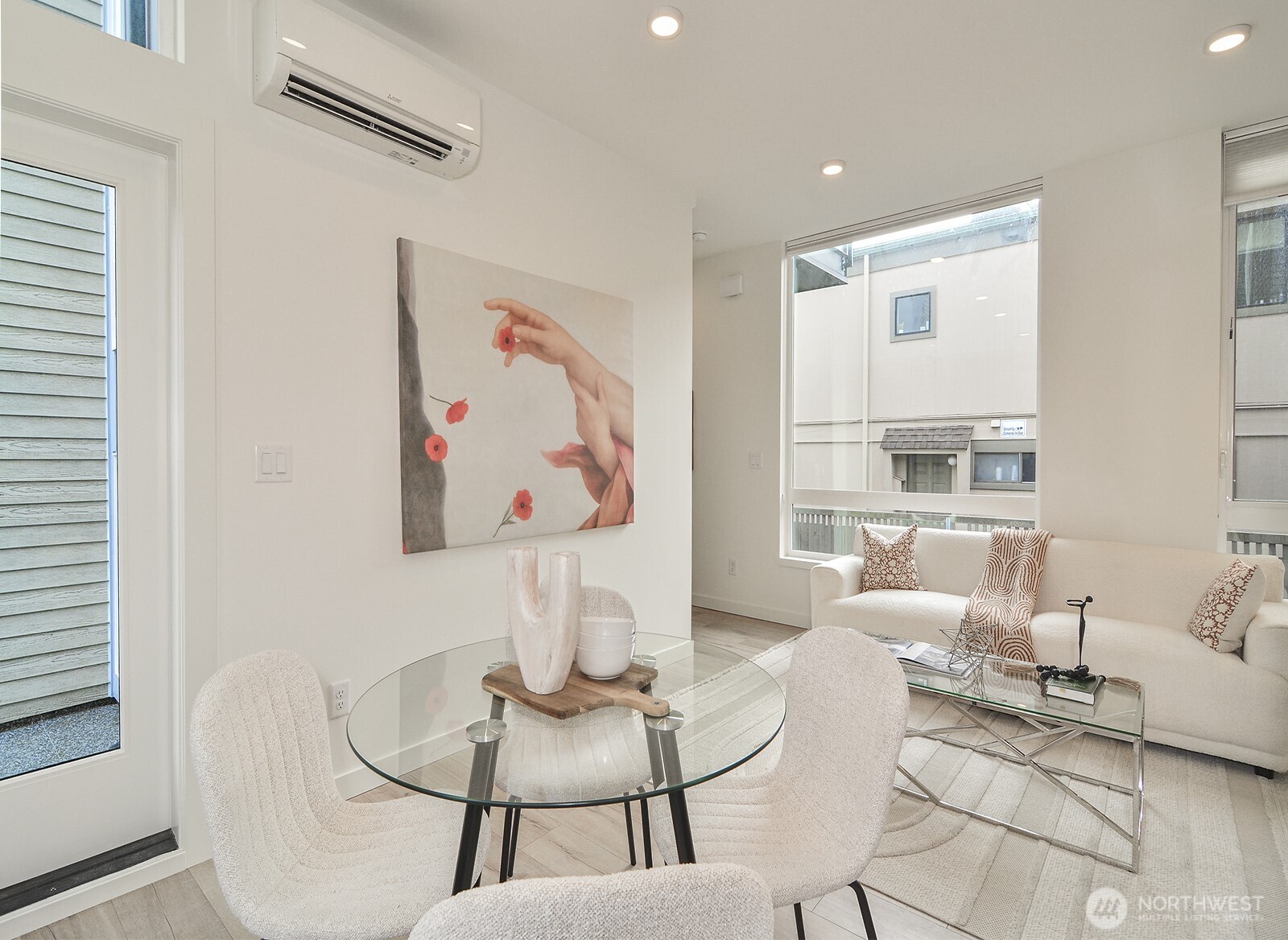 6539 4th Avenue NE #B, Seattle, WA 98115