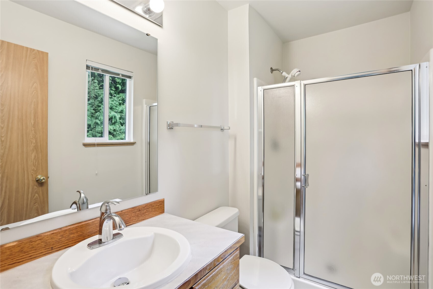 12515 NE 107th Place , Kirkland, WA 98033
