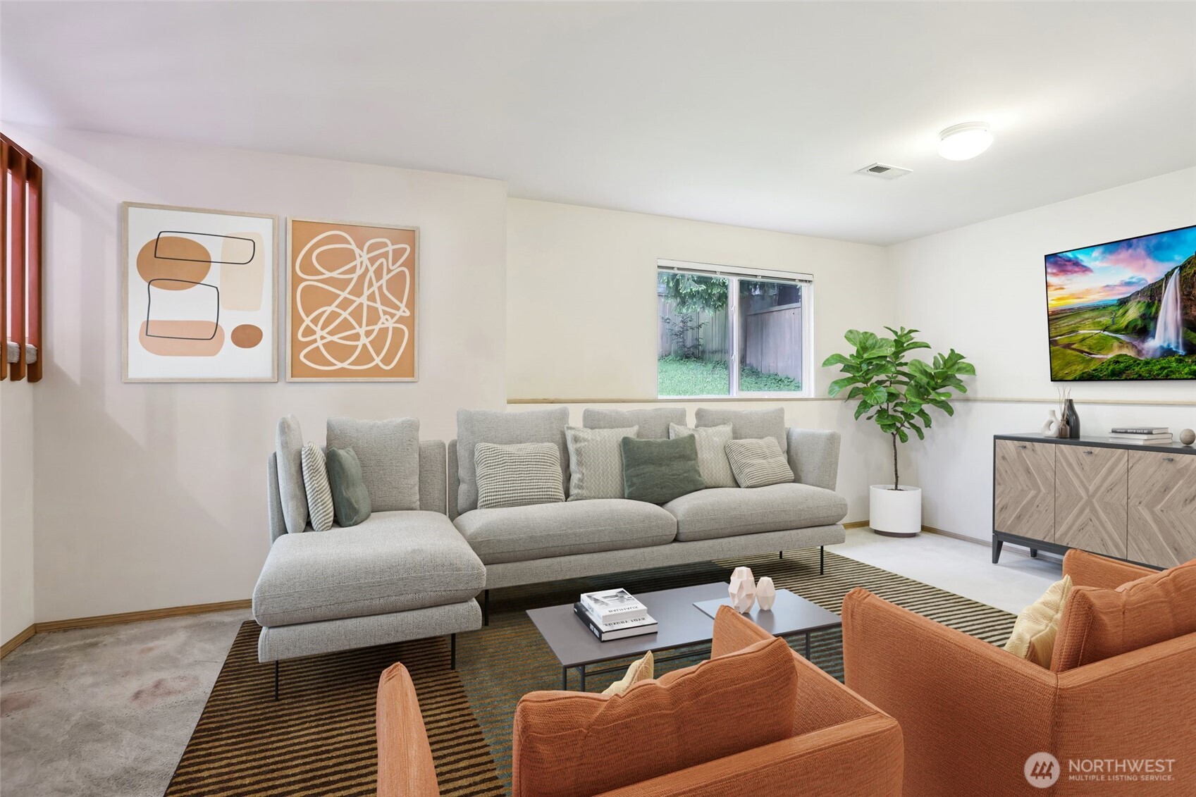 12515 NE 107th Place , Kirkland, WA 98033