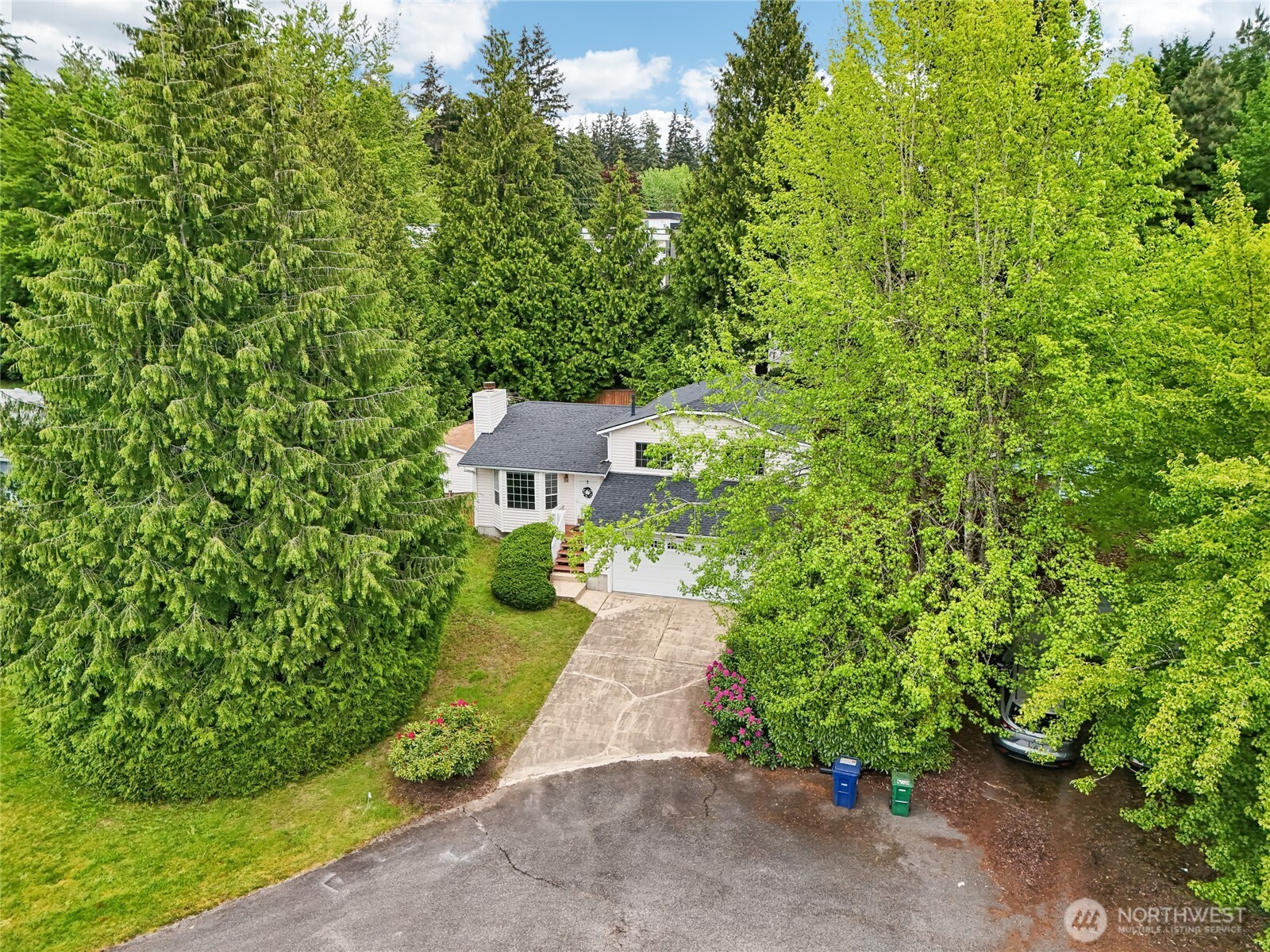 12515 NE 107th Place , Kirkland, WA 98033