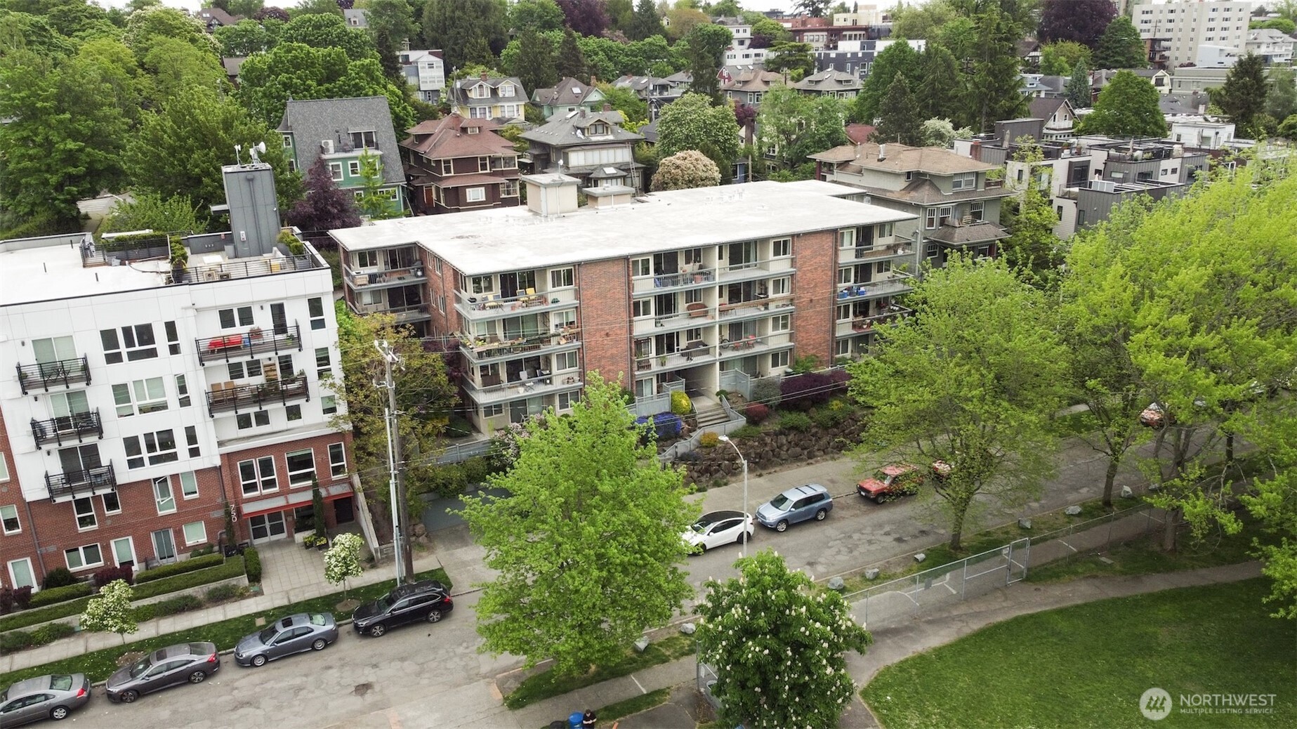 732 11th Avenue E #302, Seattle, WA 98102