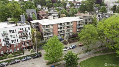 732 11th Avenue E #302, Seattle, WA 98102