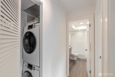 732 11th Avenue E #302, Seattle, WA 98102 - Photo 17