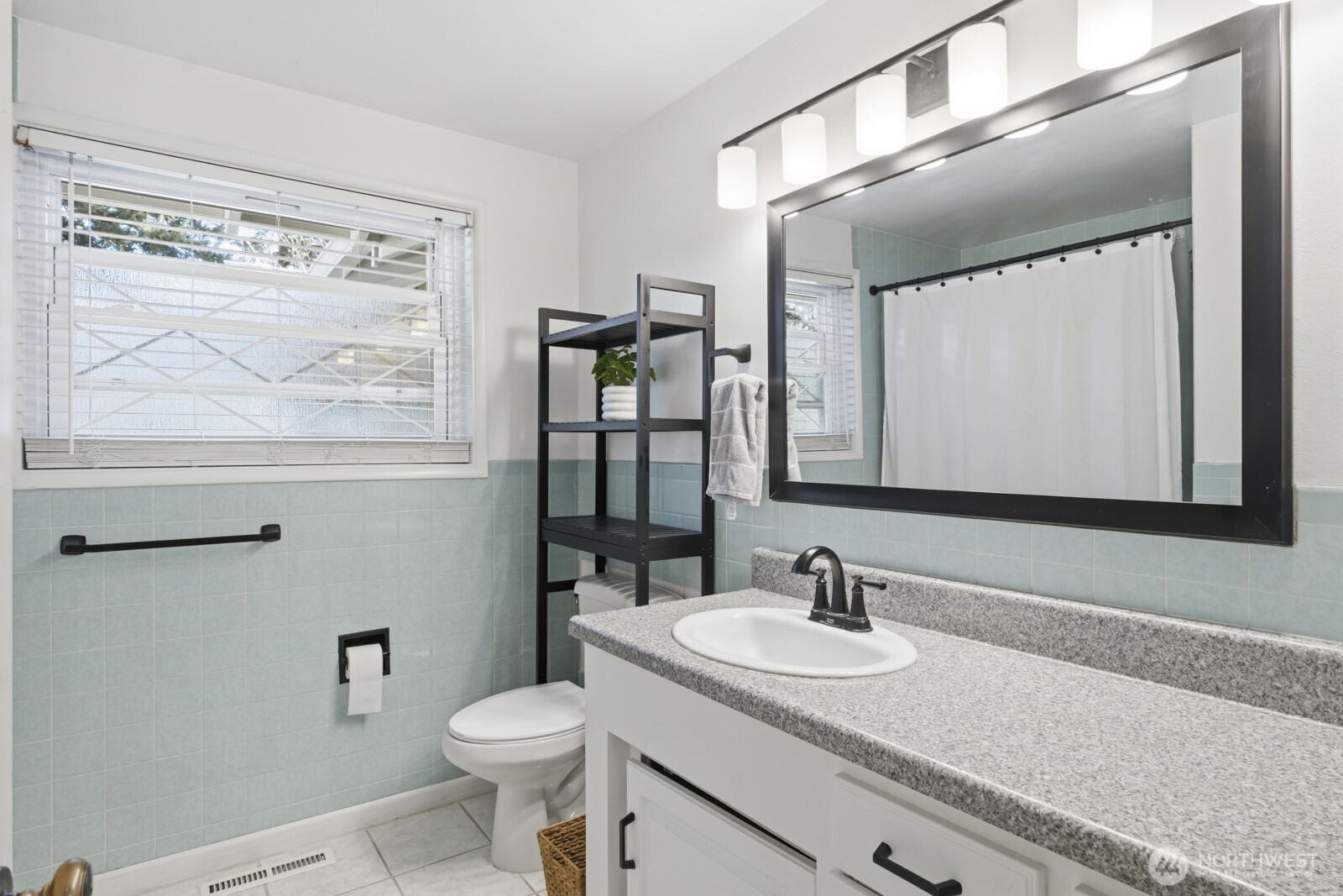 307 Ranger Drive SE, Lacey, WA 98503