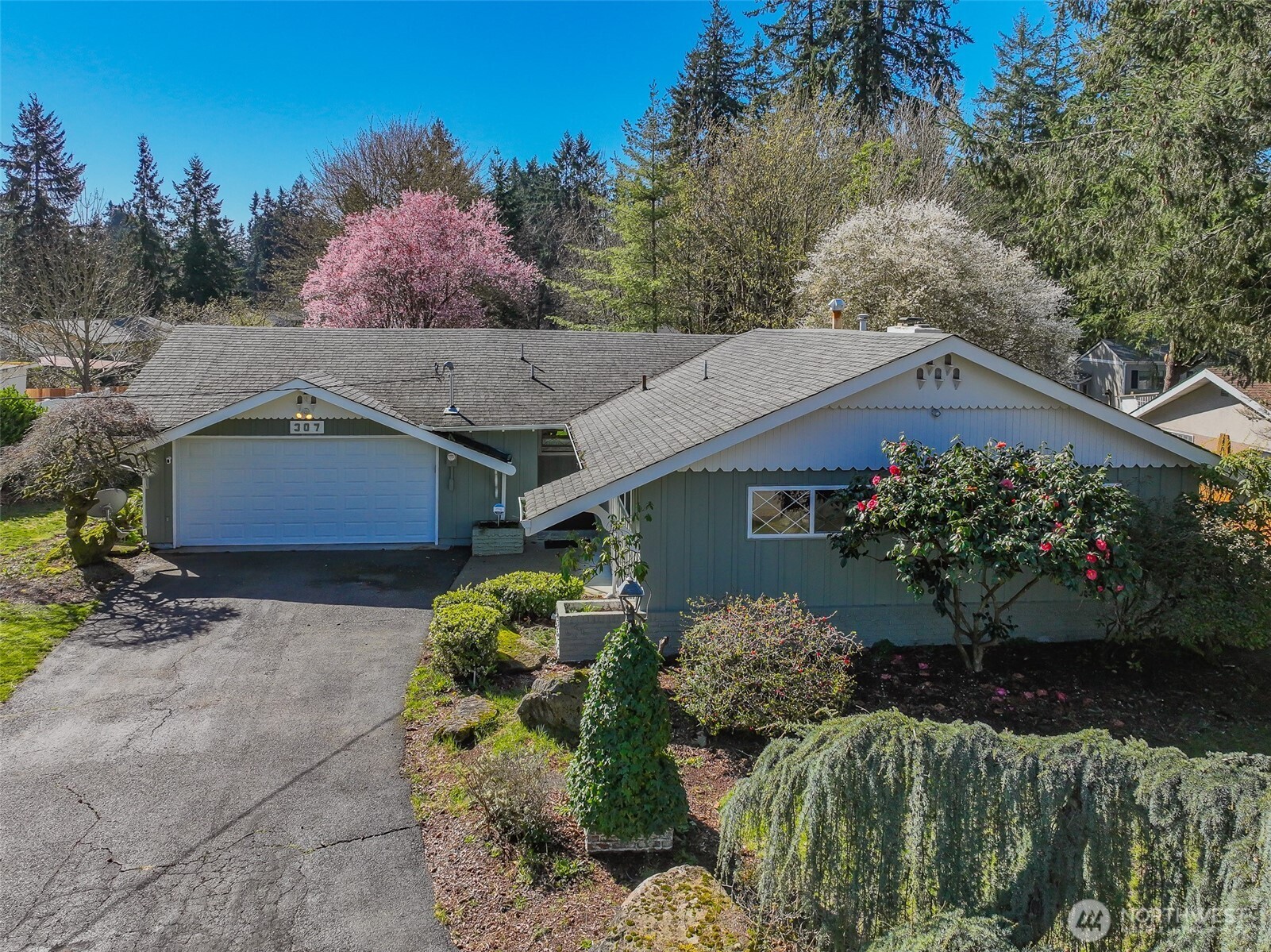 307 Ranger Drive SE, Lacey, WA 98503