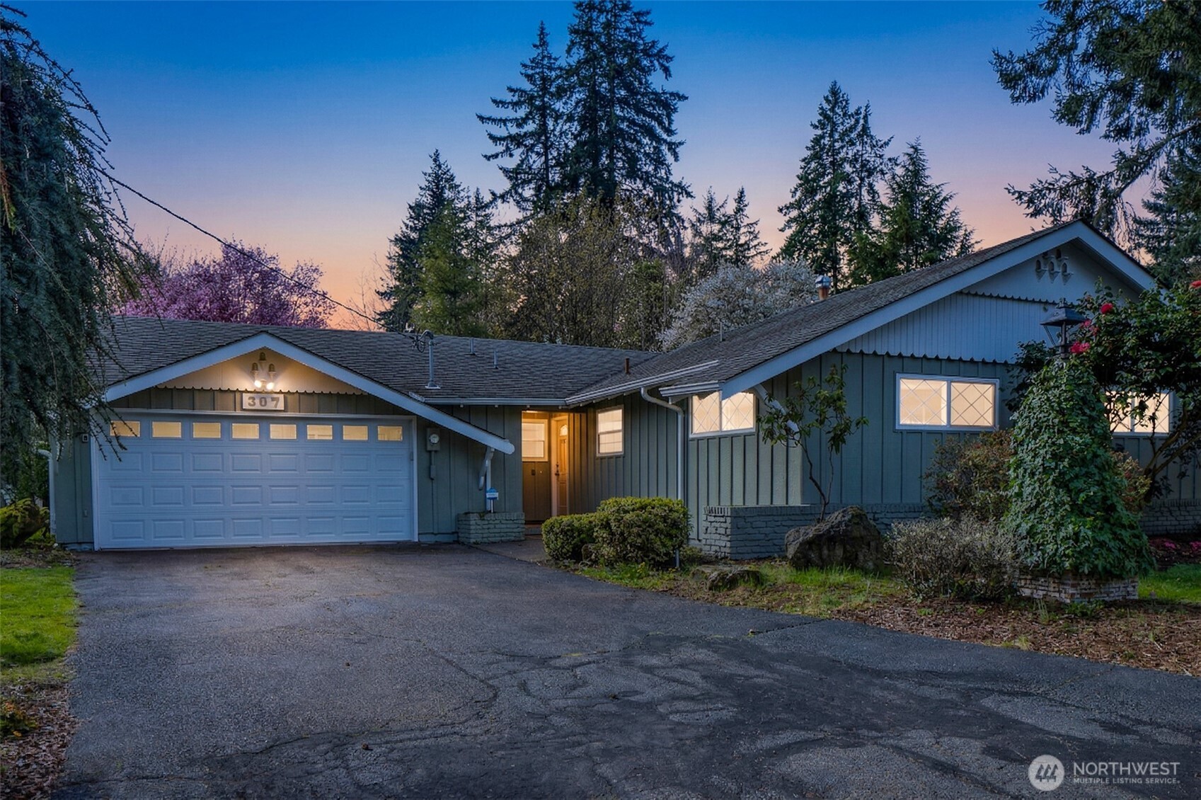 307 Ranger Drive SE, Lacey, WA 98503