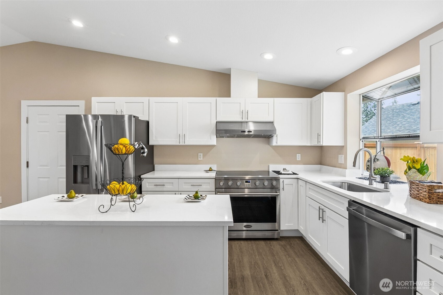 3323 240th Court E, Spanaway, WA 98387