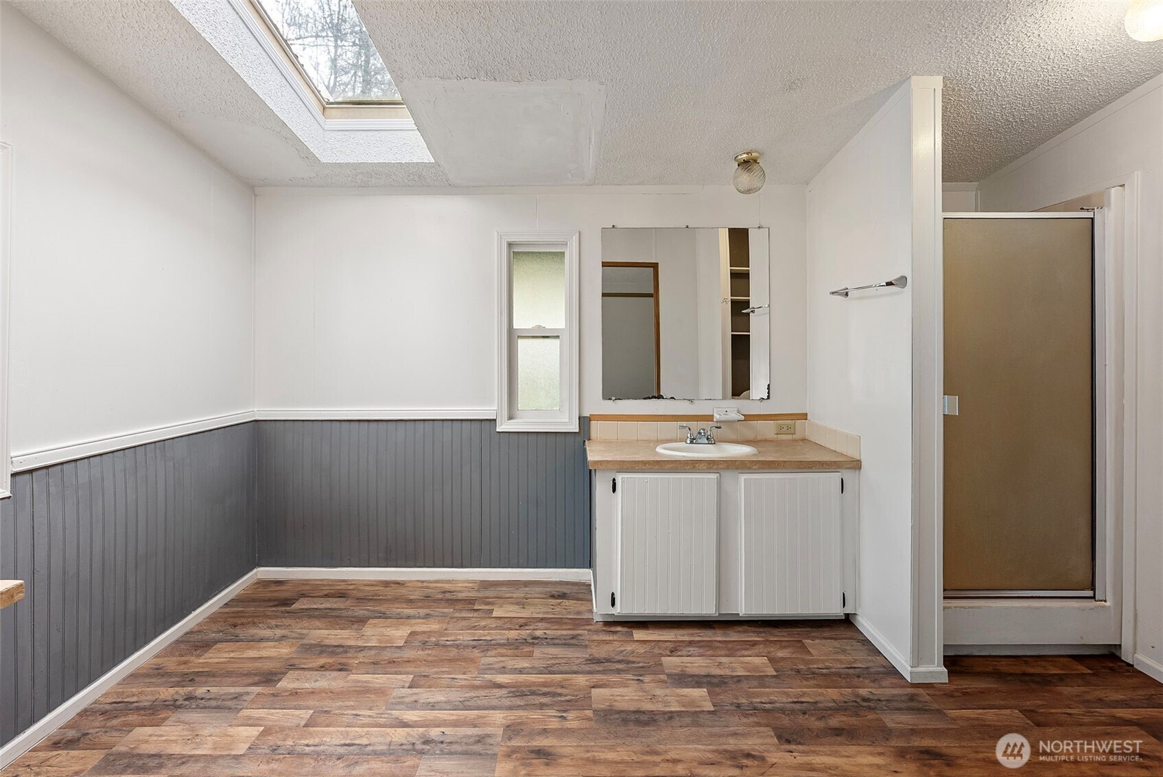 6044 SW Old Clifton Road , Port Orchard, WA 98367