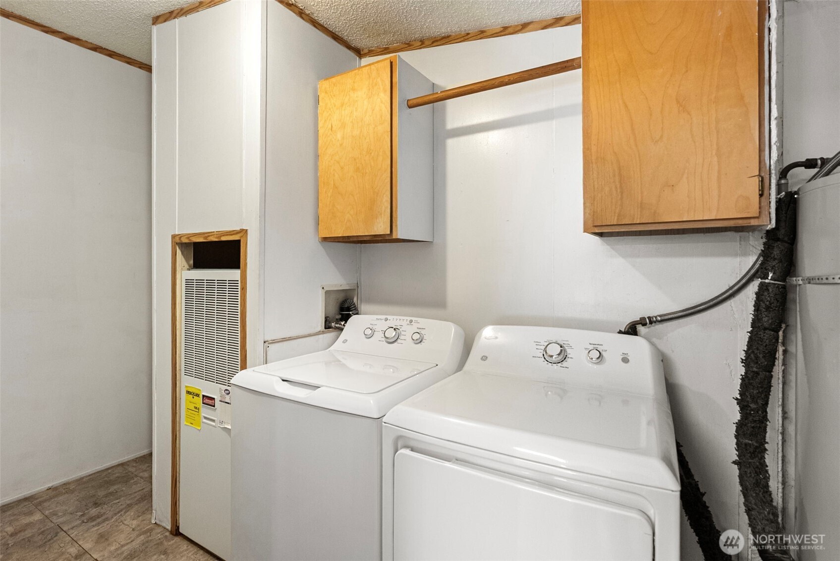 6044 SW Old Clifton Road , Port Orchard, WA 98367