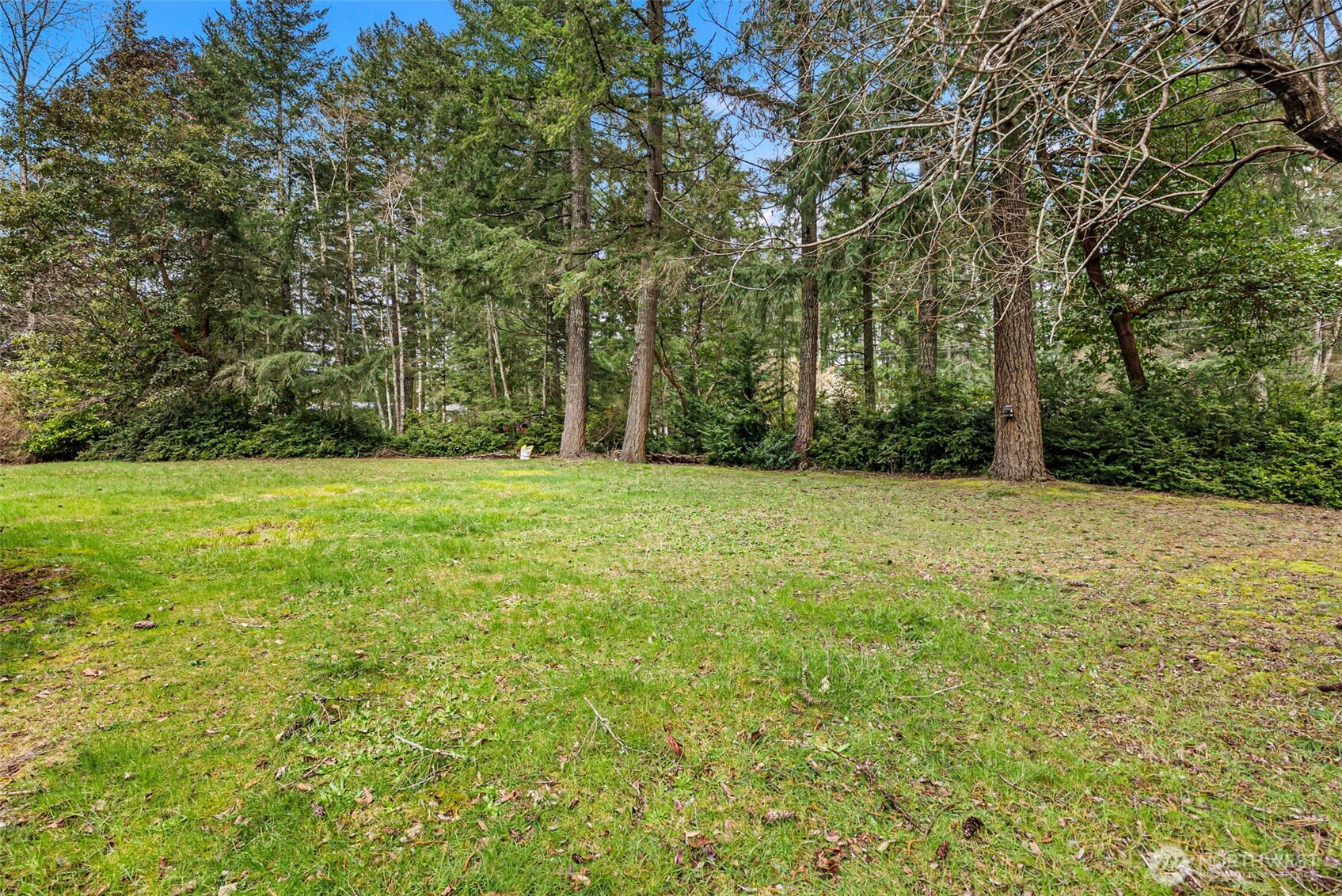 6044 SW Old Clifton Road , Port Orchard, WA 98367