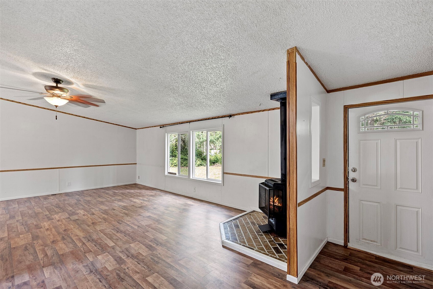 6044 SW Old Clifton Road , Port Orchard, WA 98367