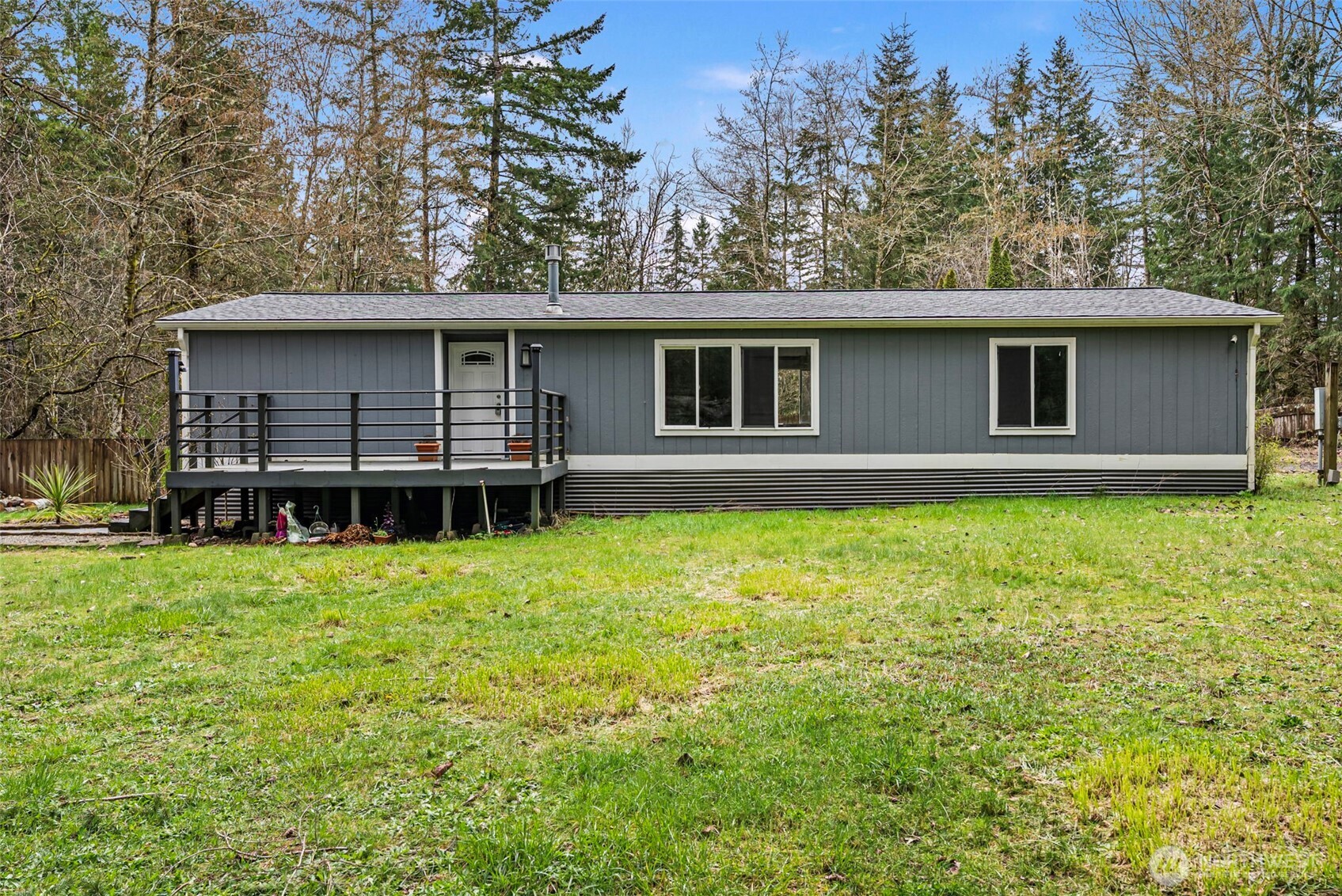 6044 SW Old Clifton Road , Port Orchard, WA 98367