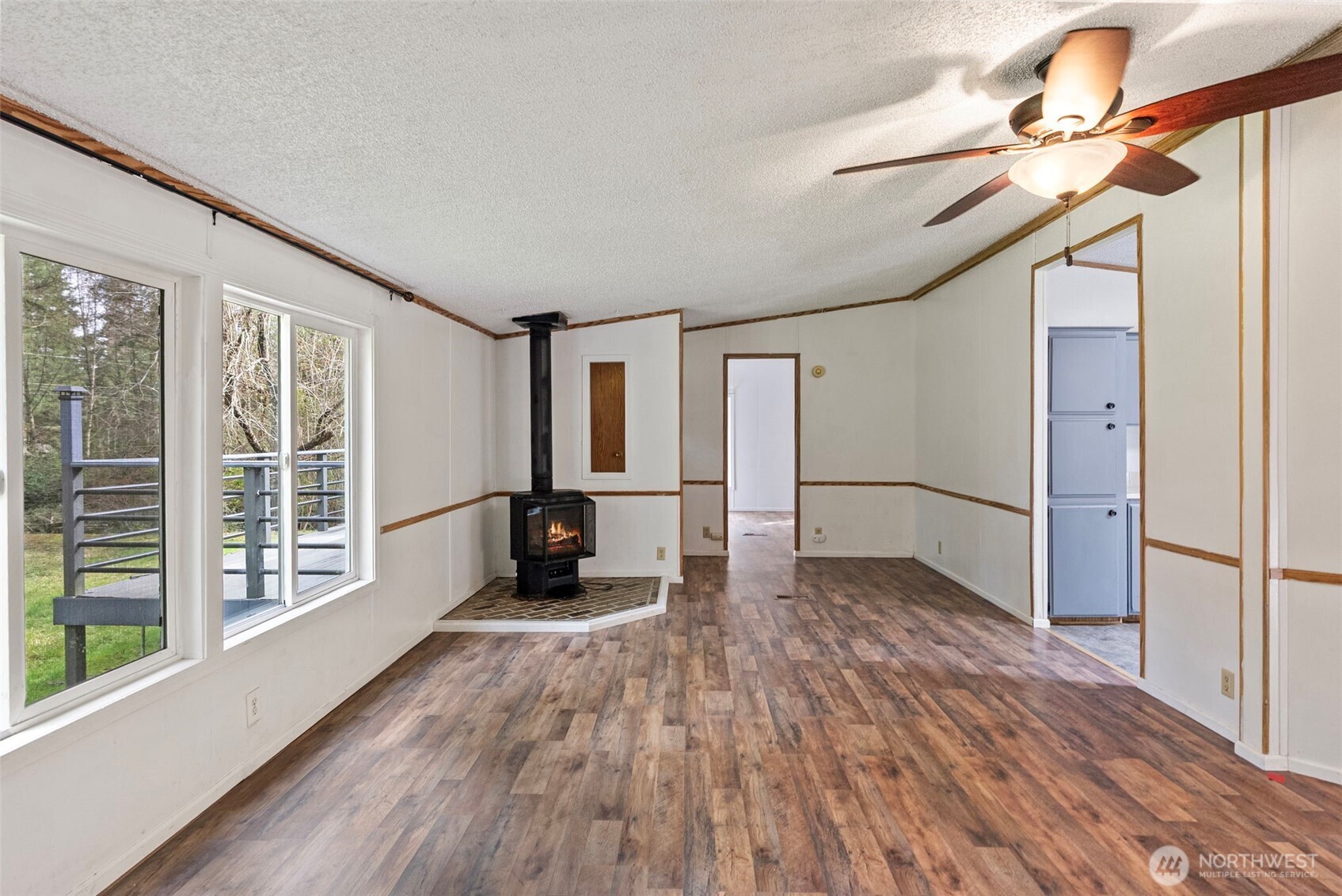 6044 SW Old Clifton Road , Port Orchard, WA 98367