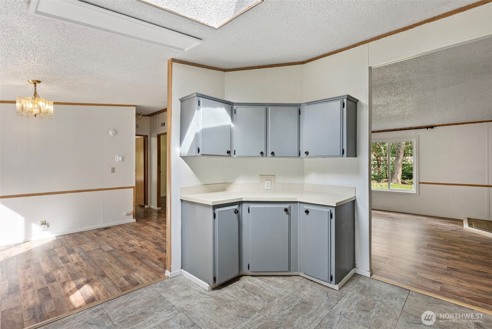 6044 SW Old Clifton Road , Port Orchard, WA 98367