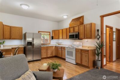 30 E Richardson Road , Belfair, WA 98528 - Photo 28