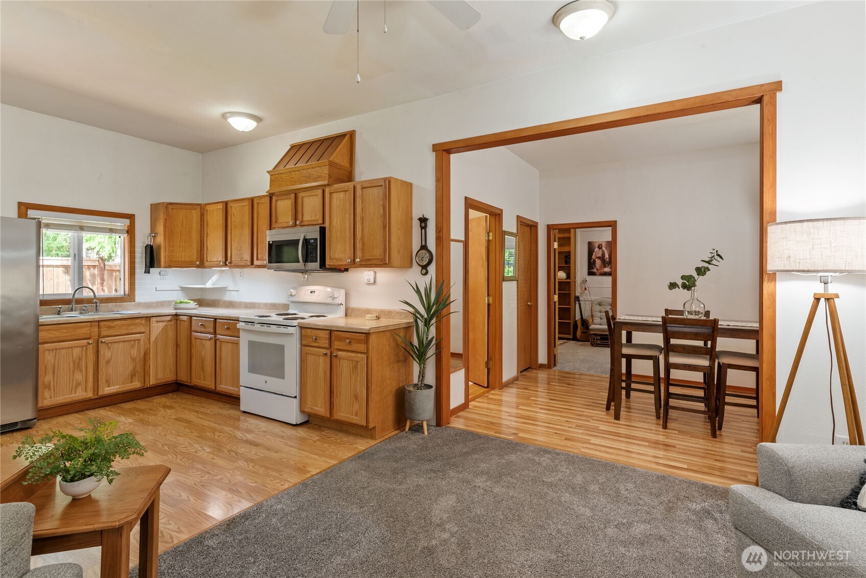 30 E Richardson Road , Belfair, WA 98528