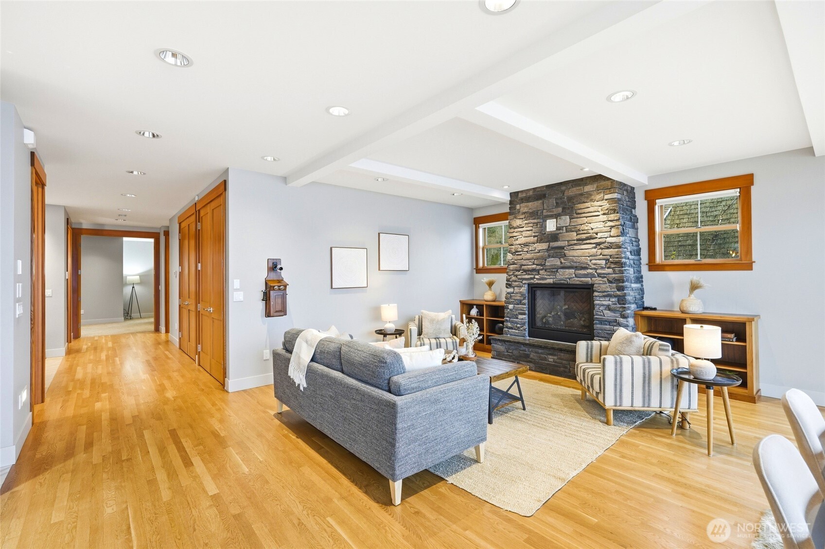 28 W North Camano Drive , Camano Island, WA 98282