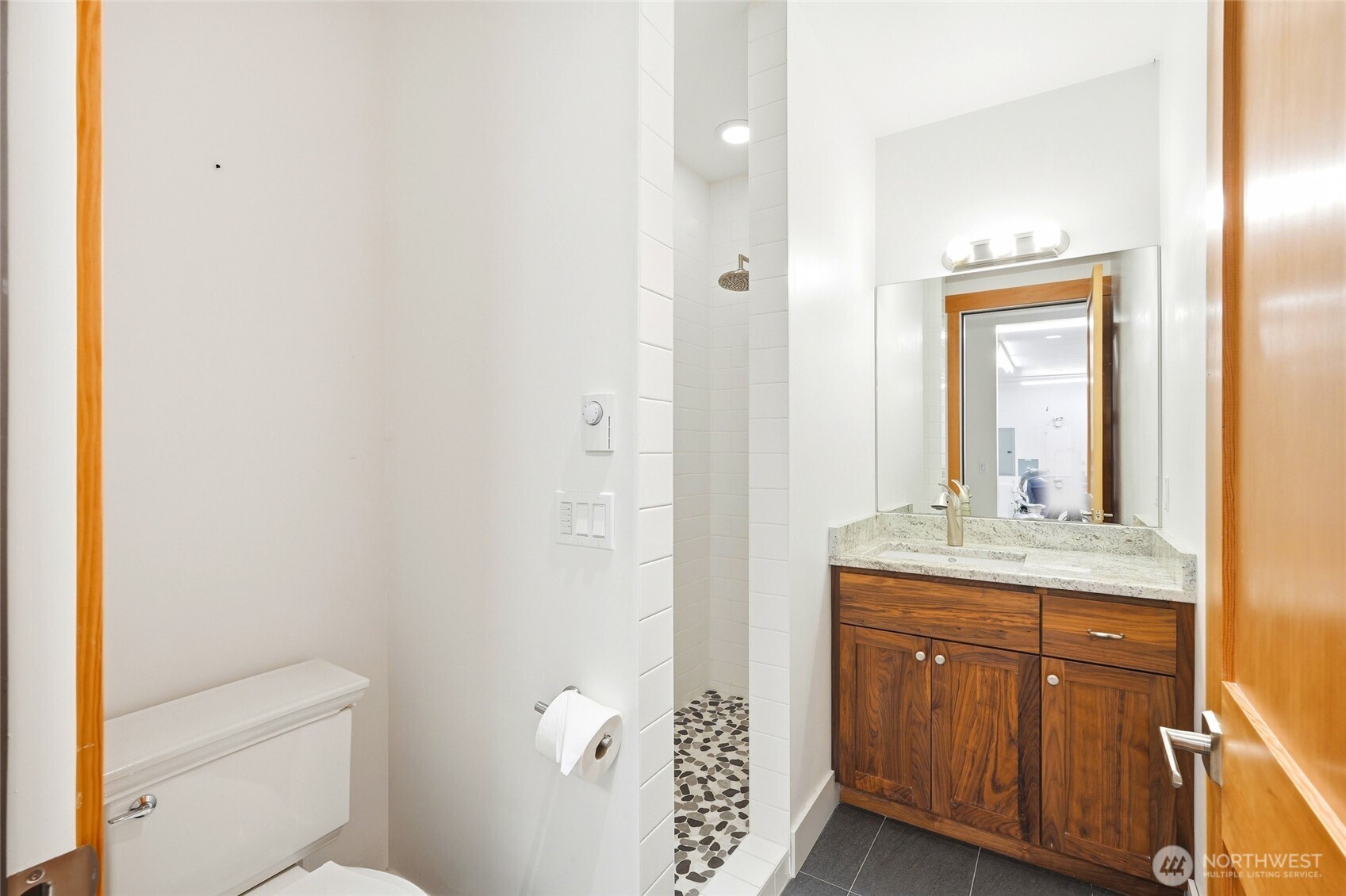 28 W North Camano Drive , Camano Island, WA 98282