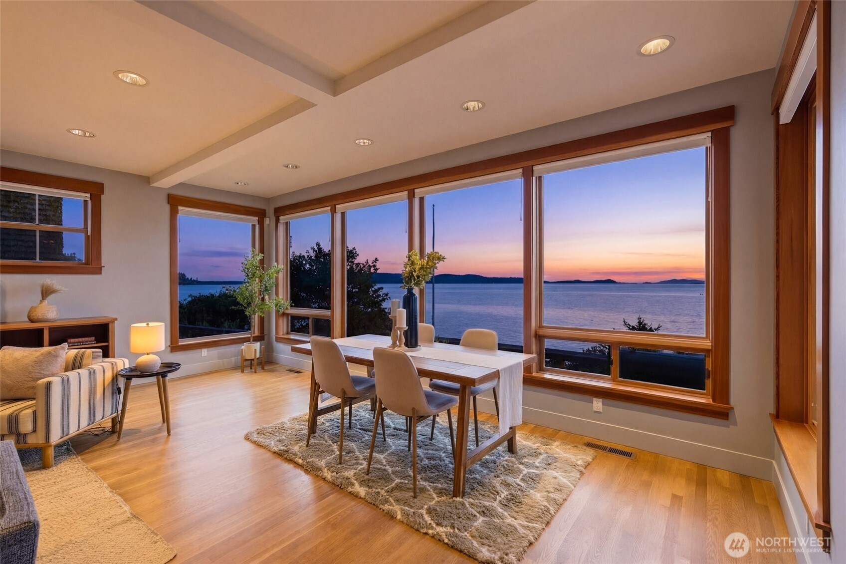 28 W North Camano Drive , Camano Island, WA 98282