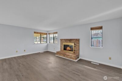 701 21st Street SE, Puyallup, WA 98372 - Photo 12