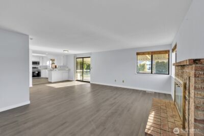 701 21st Street SE, Puyallup, WA 98372 - Photo 14