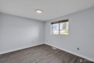 701 21st Street SE, Puyallup, WA 98372 - Photo 24