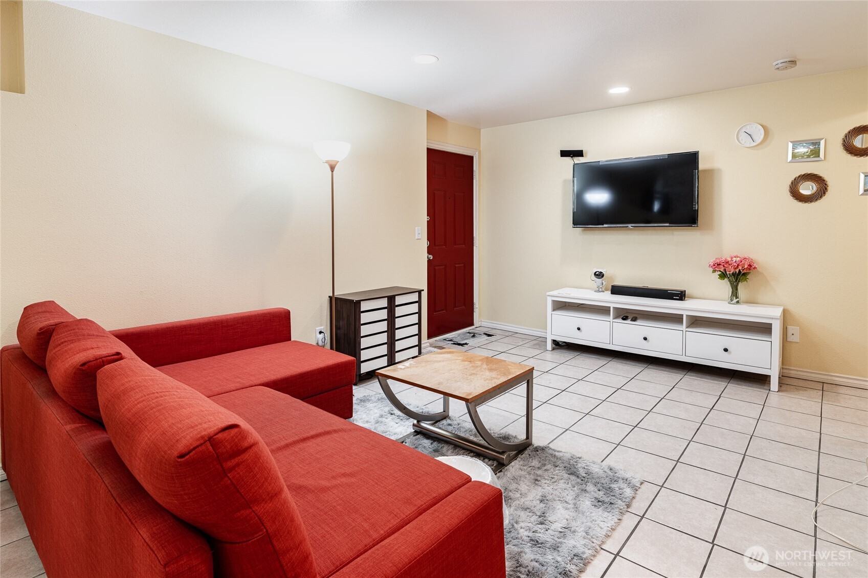 4525 S Henderson Street #103, Seattle, WA 98118