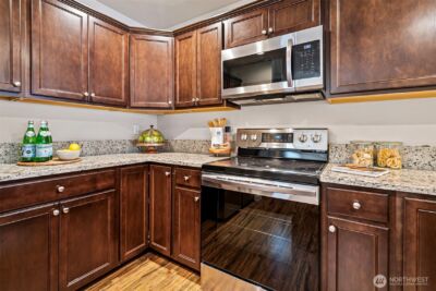 2434 Yakima Court , Tacoma, WA 98405 - Photo 10