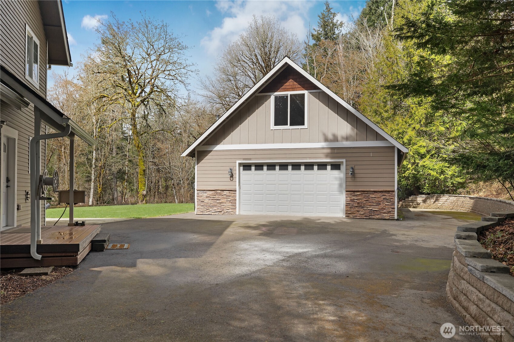 4048 Boardman Court NW, Olympia, WA 98502