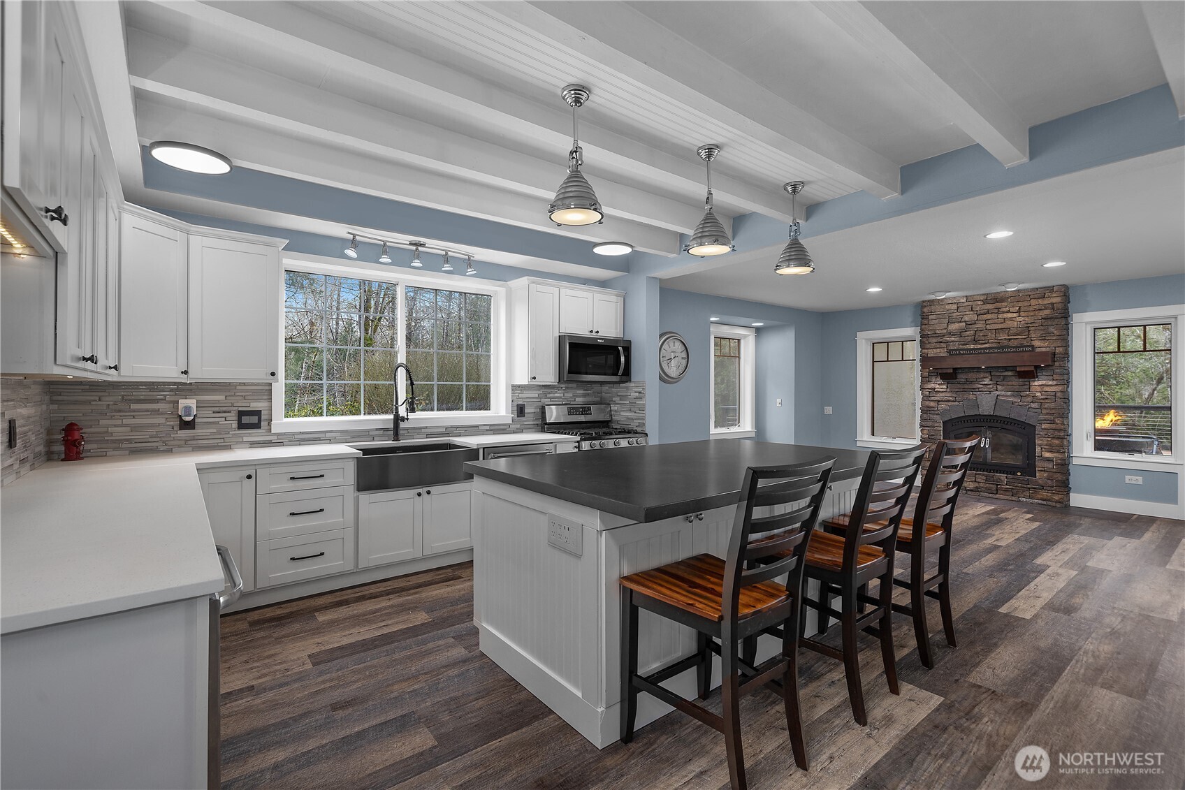 4048 Boardman Court NW, Olympia, WA 98502