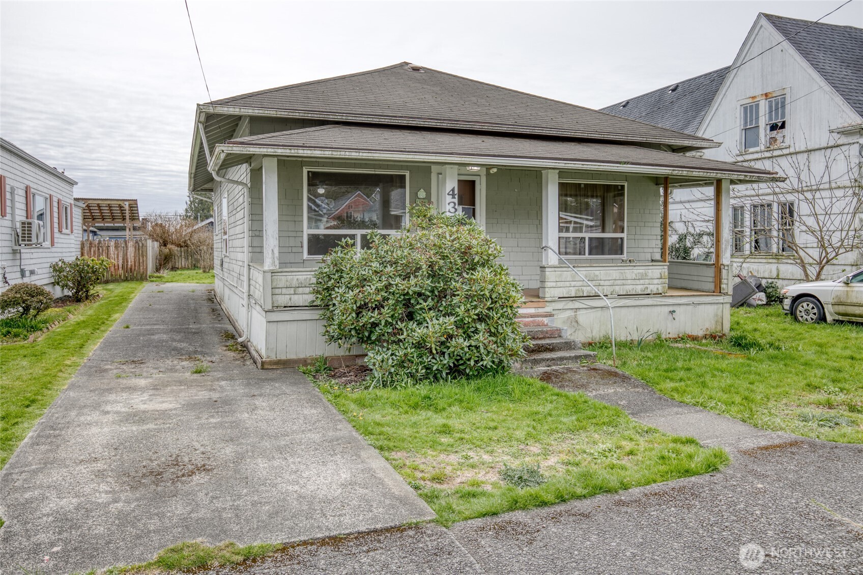 432 Eklund Avenue , Hoquiam, WA 98550