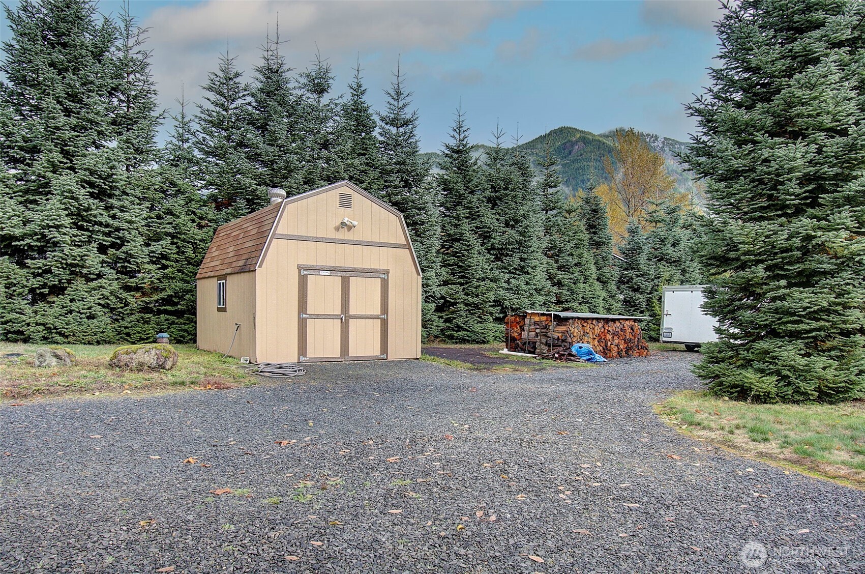 133 Lost Creek Drive , Glenoma, WA 98336