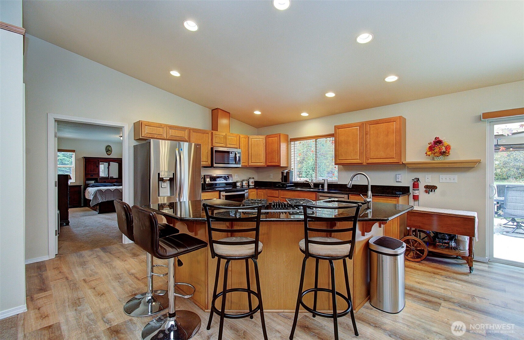 133 Lost Creek Drive , Glenoma, WA 98336