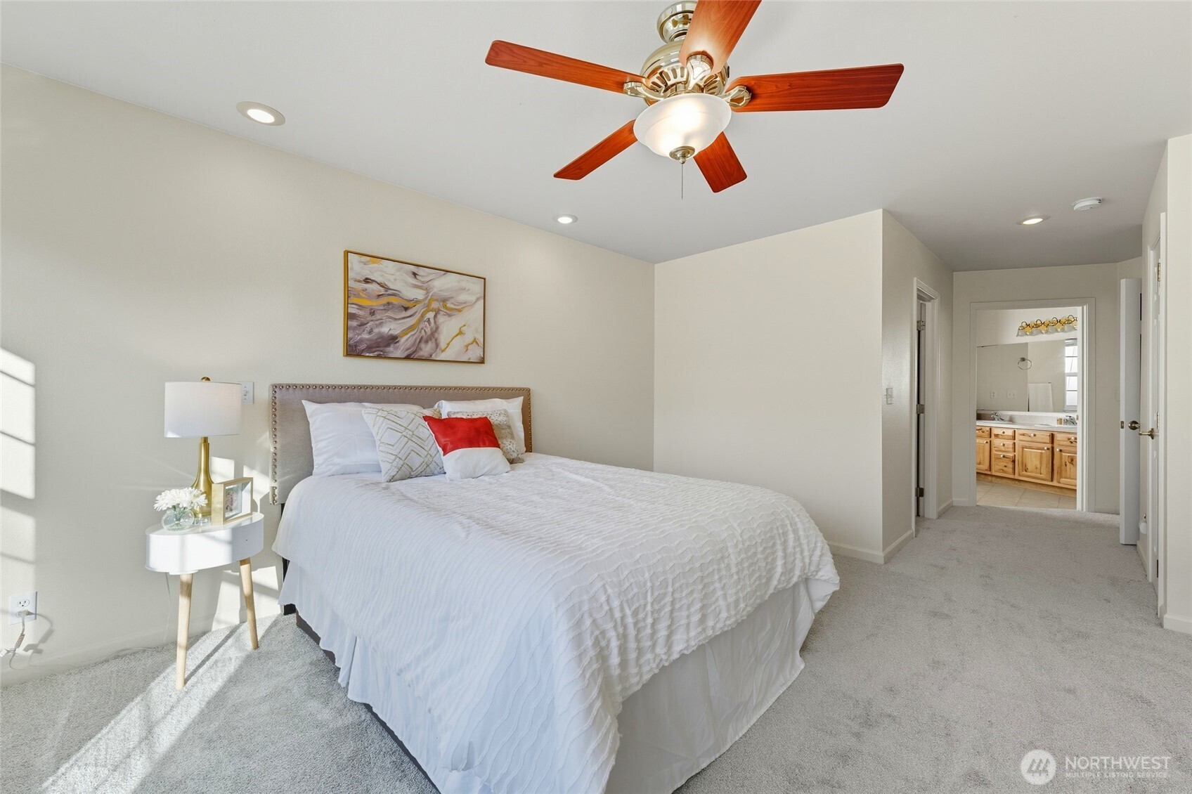 716 SE Songbird Lane , College Place, WA 99324