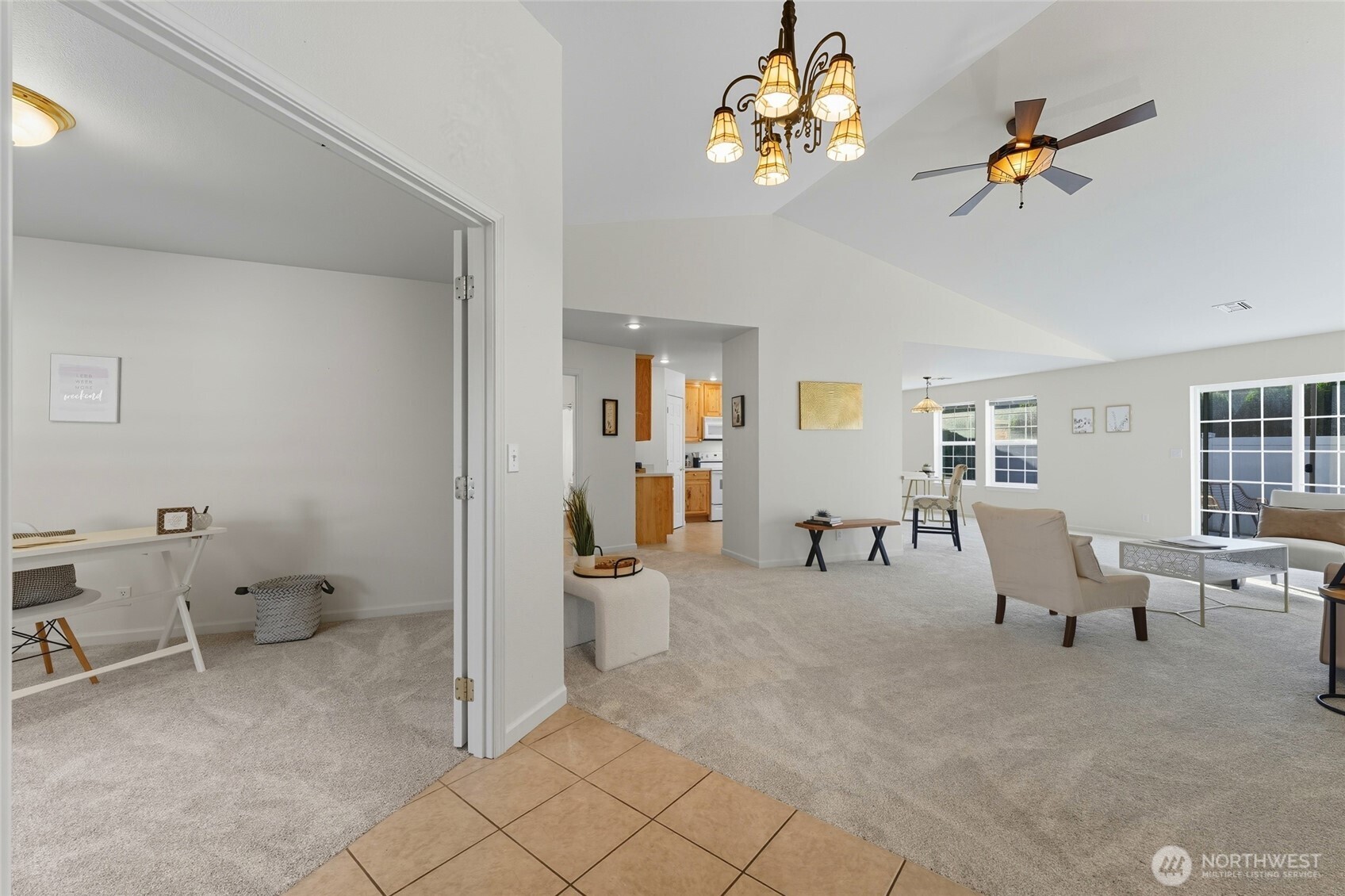 716 SE Songbird Lane , College Place, WA 99324