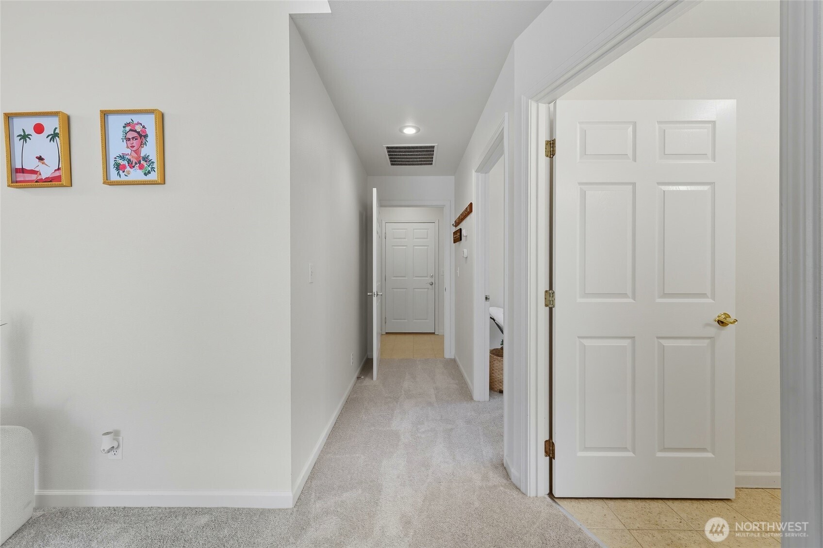 716 SE Songbird Lane , College Place, WA 99324