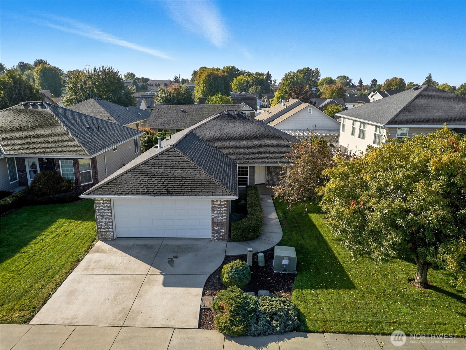 716 SE Songbird Lane , College Place, WA 99324