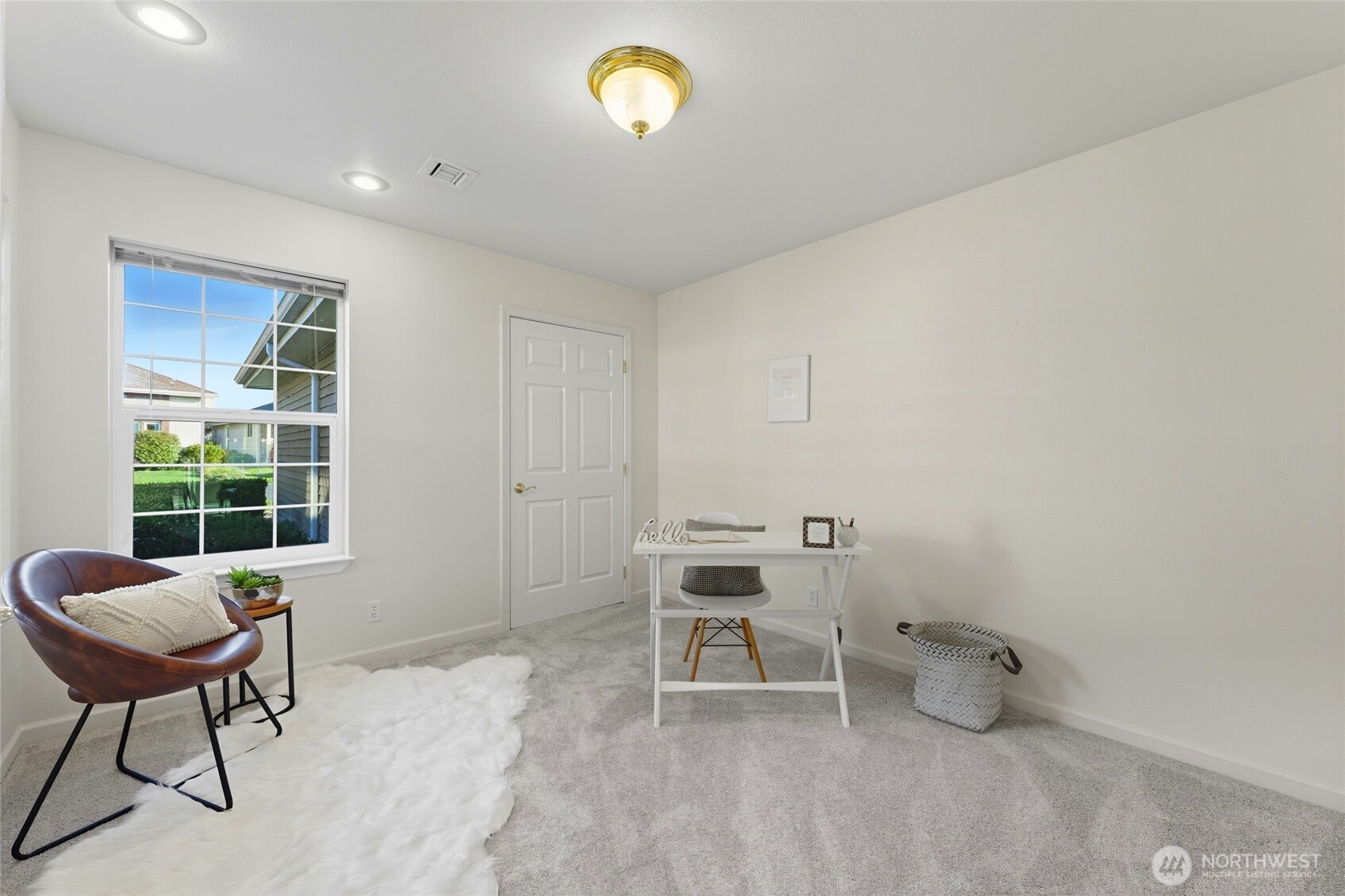 716 SE Songbird Lane , College Place, WA 99324