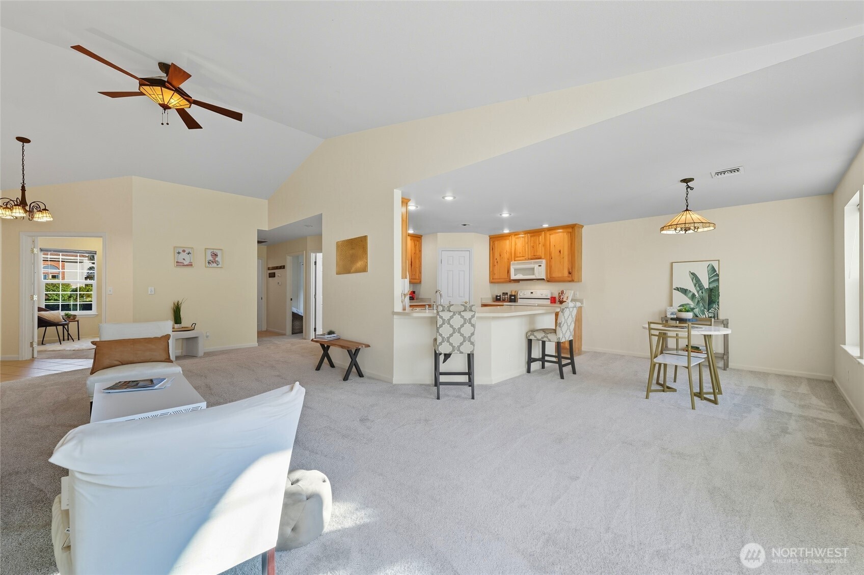 716 SE Songbird Lane , College Place, WA 99324