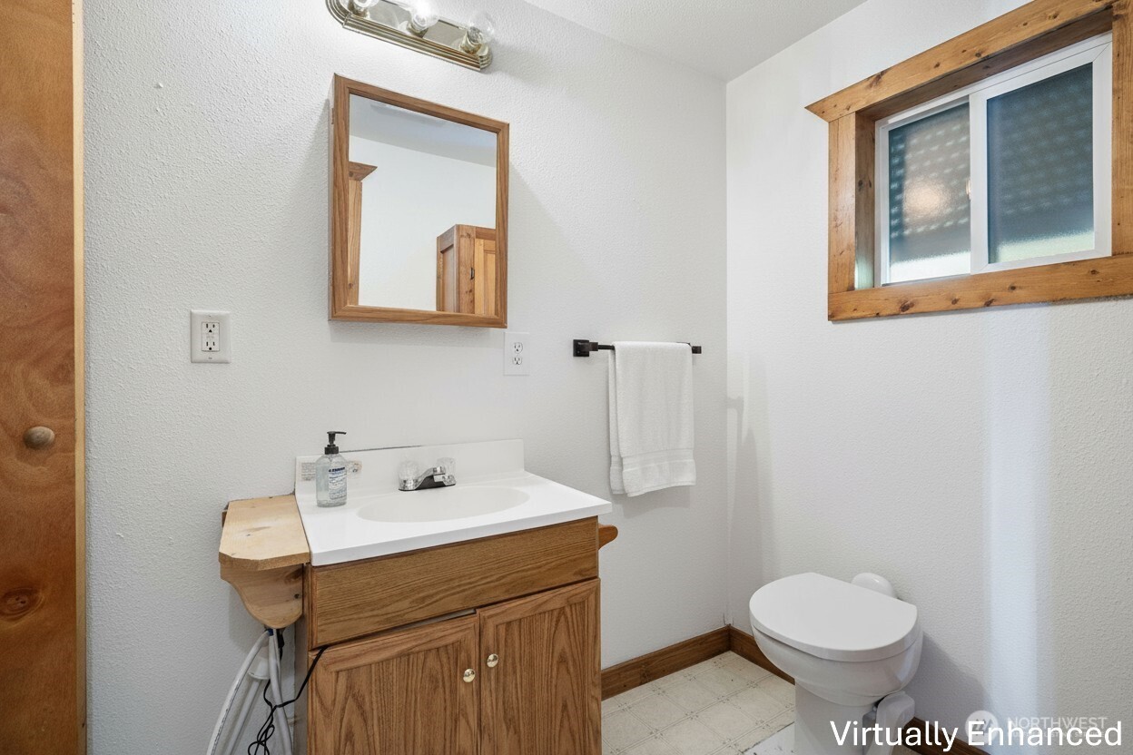 39217 Orville Road E, Eatonville, WA 98328