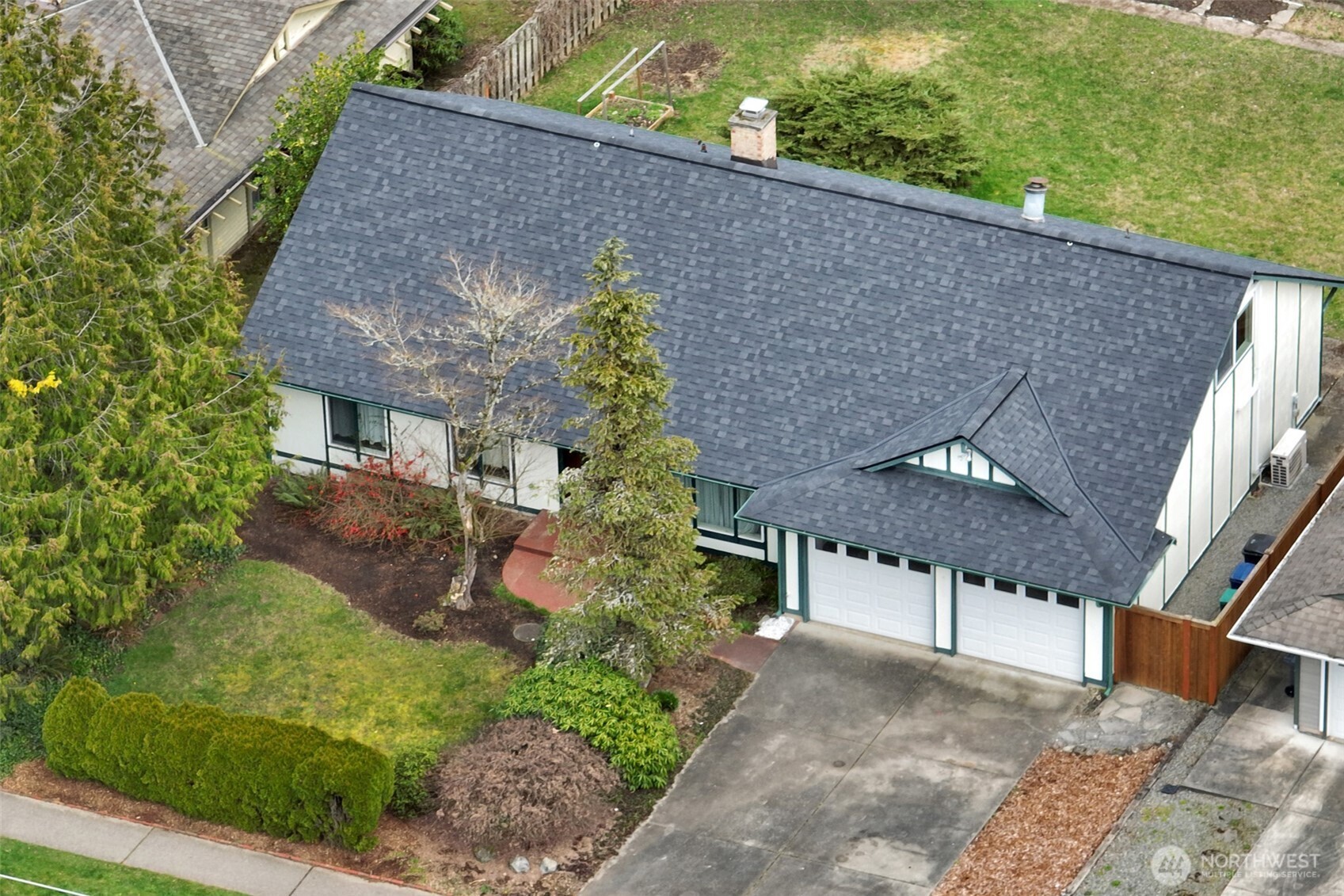 5516 156th Avenue NE, Redmond, WA 98052-5136