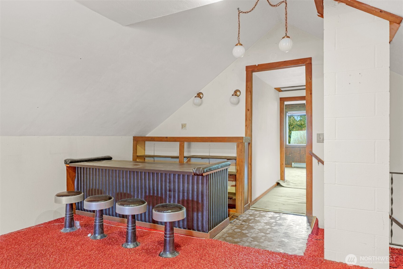 5516 156th Avenue NE, Redmond, WA 98052-5136