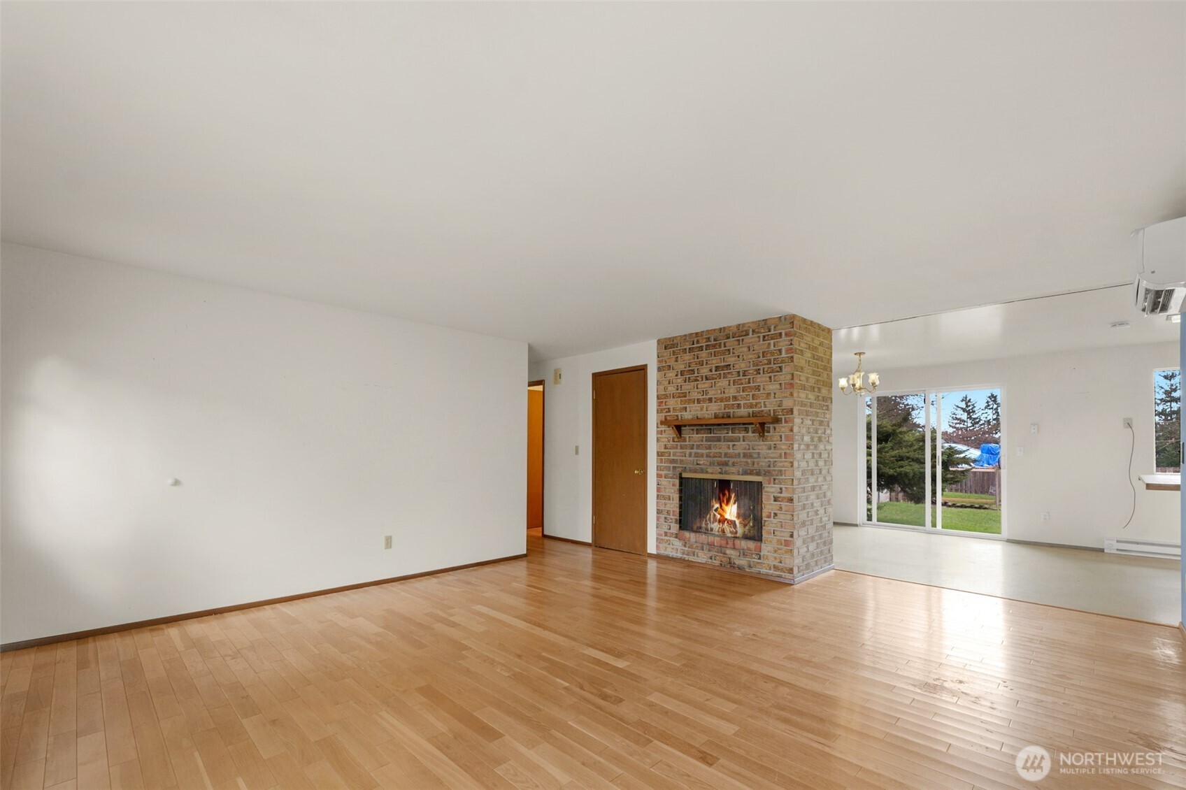 5516 156th Avenue NE, Redmond, WA 98052-5136