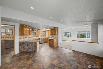 1402 22nd Street NE #509, Auburn, WA 98002 - Photo 4