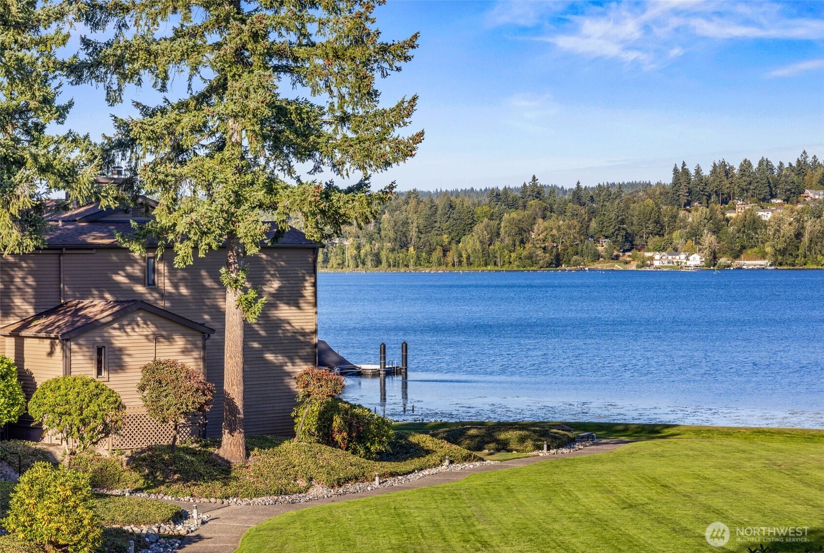 17442 NE 40th Place #D3, Redmond, WA 98052