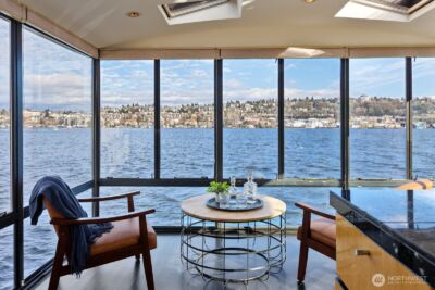 2040 Westlake Avenue N #26, Seattle, WA 98109 - Photo 8