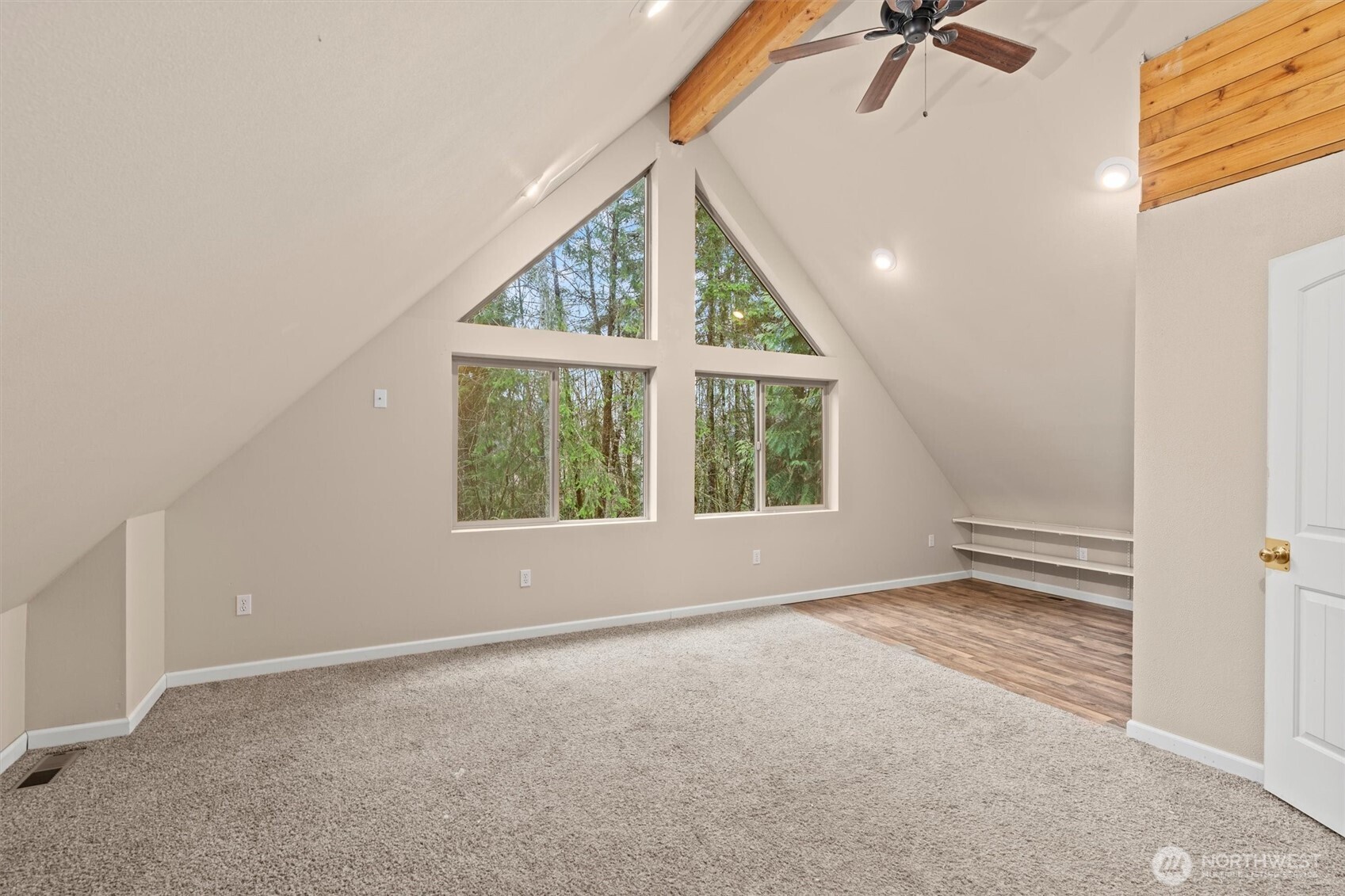 120 W Prairie Loop Road , Elma, WA 98541-9614