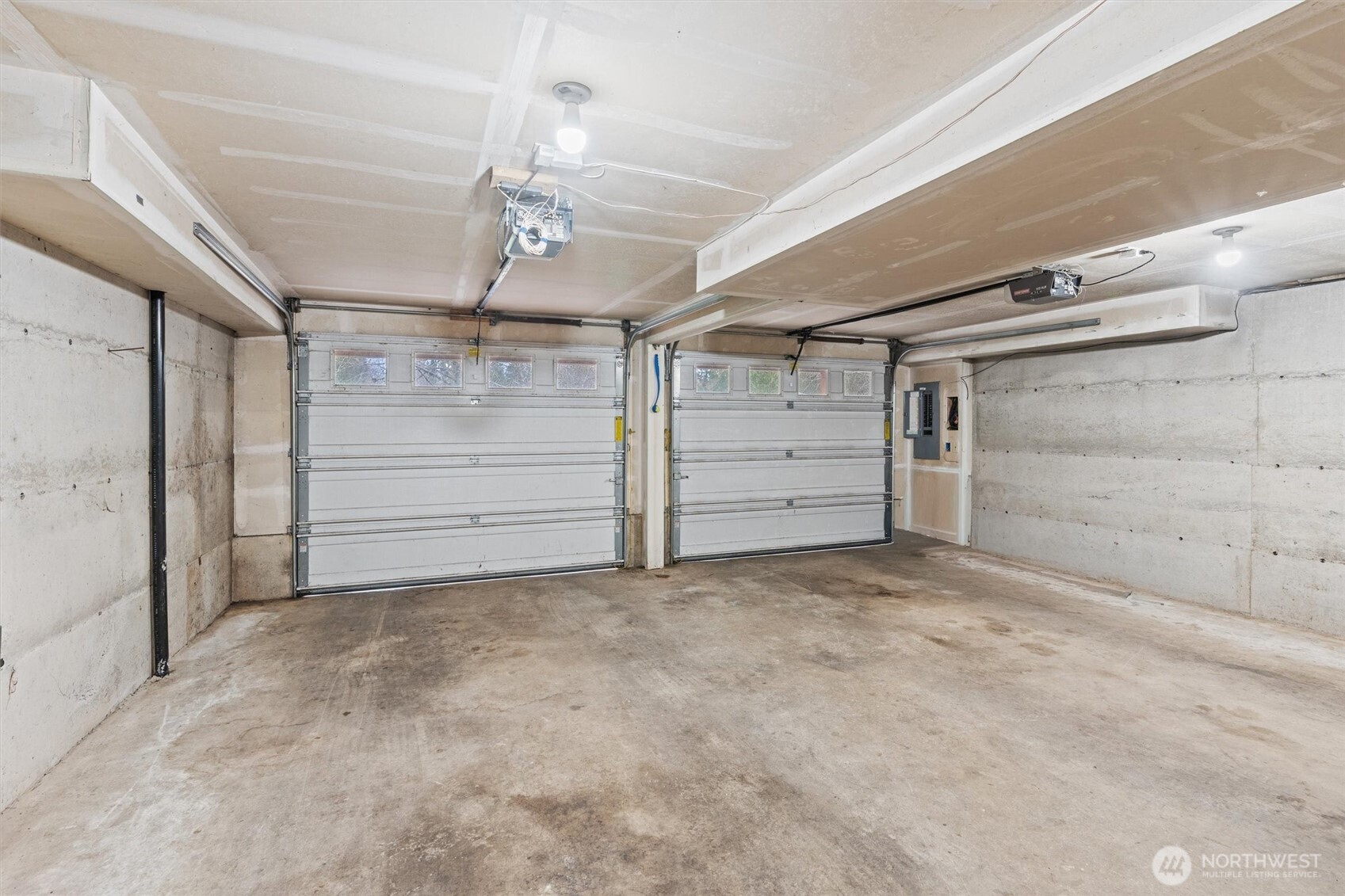 120 W Prairie Loop Road , Elma, WA 98541-9614