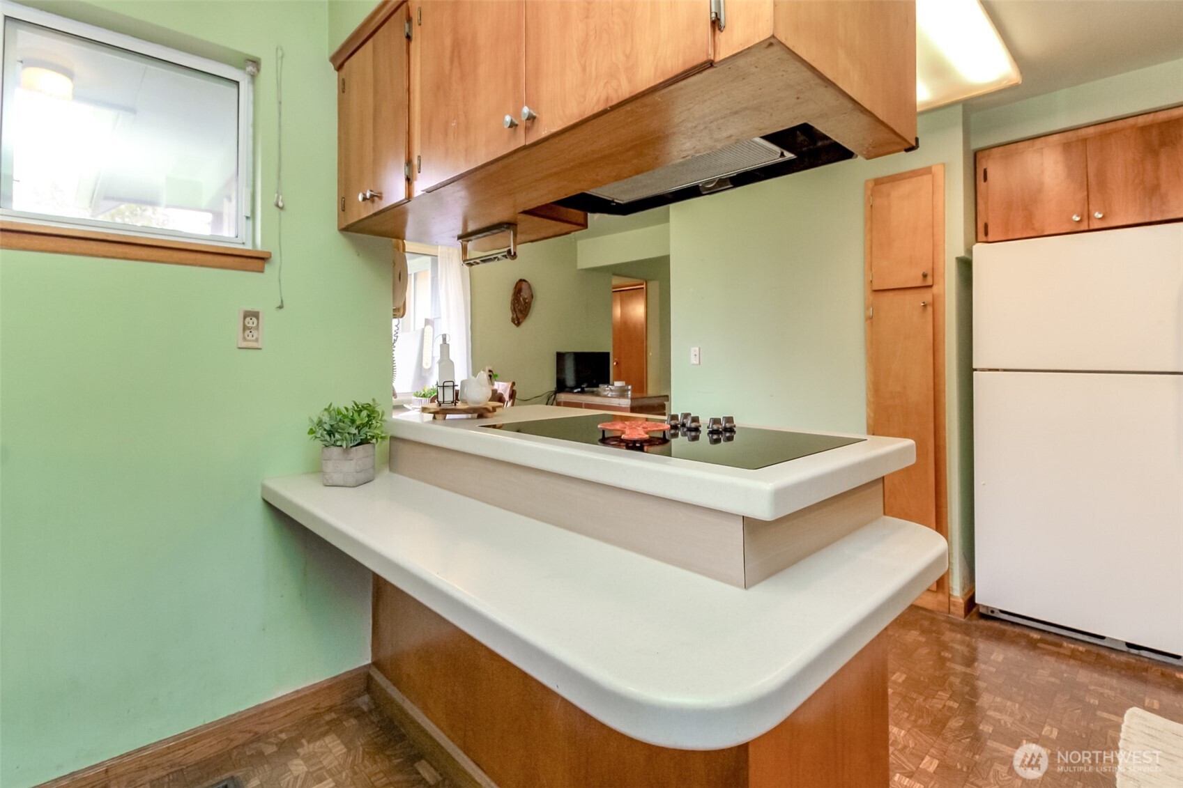 215 E 48th Street , Tacoma, WA 98404